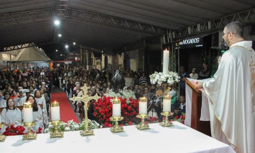 Comunidade de Santa Rita de Cássia celebra festa da padroeira com grande sucesso 